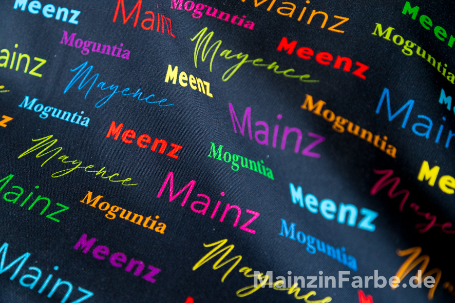Mainz Stoff, Halbpanama, Mainz International, schwarz-bunt (0,5 m)
